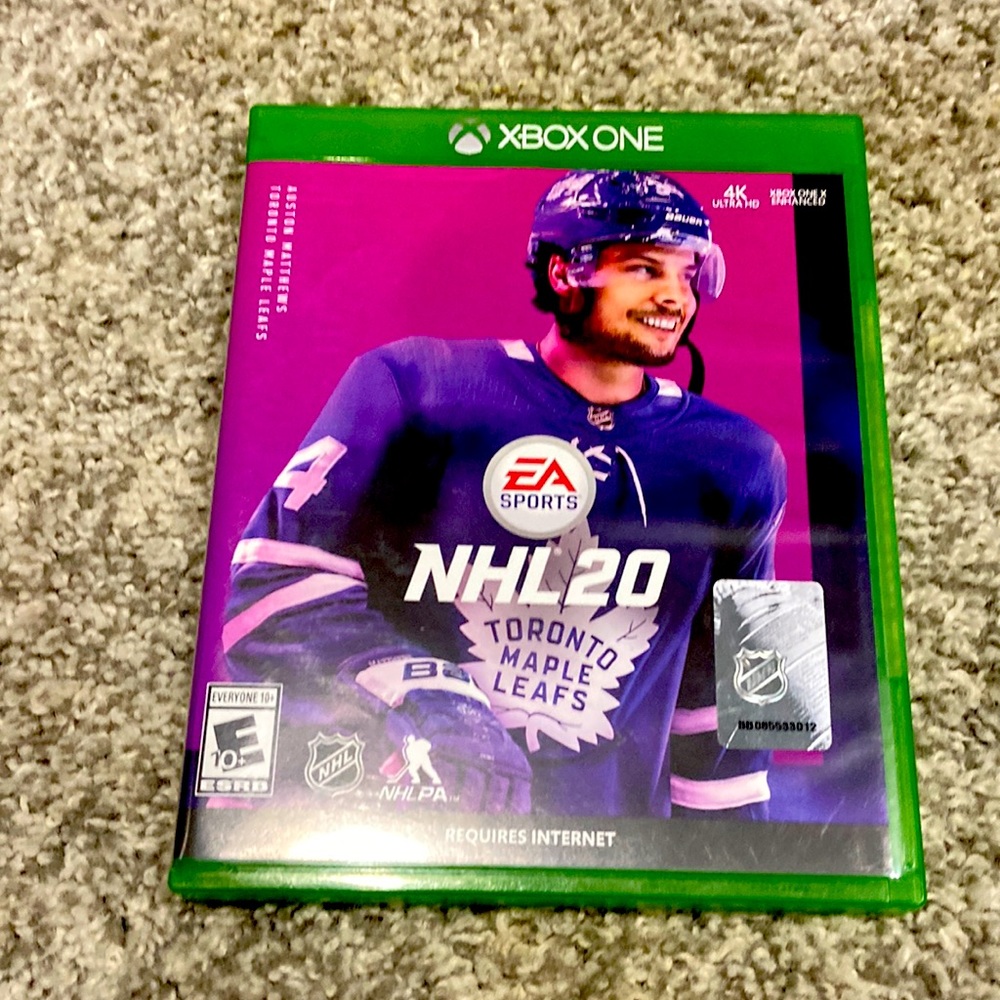 Xbox one, NHL 20, excellent condition